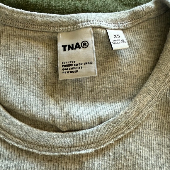Aritzia TNA Gray Tank Top - Picture 3 of 5